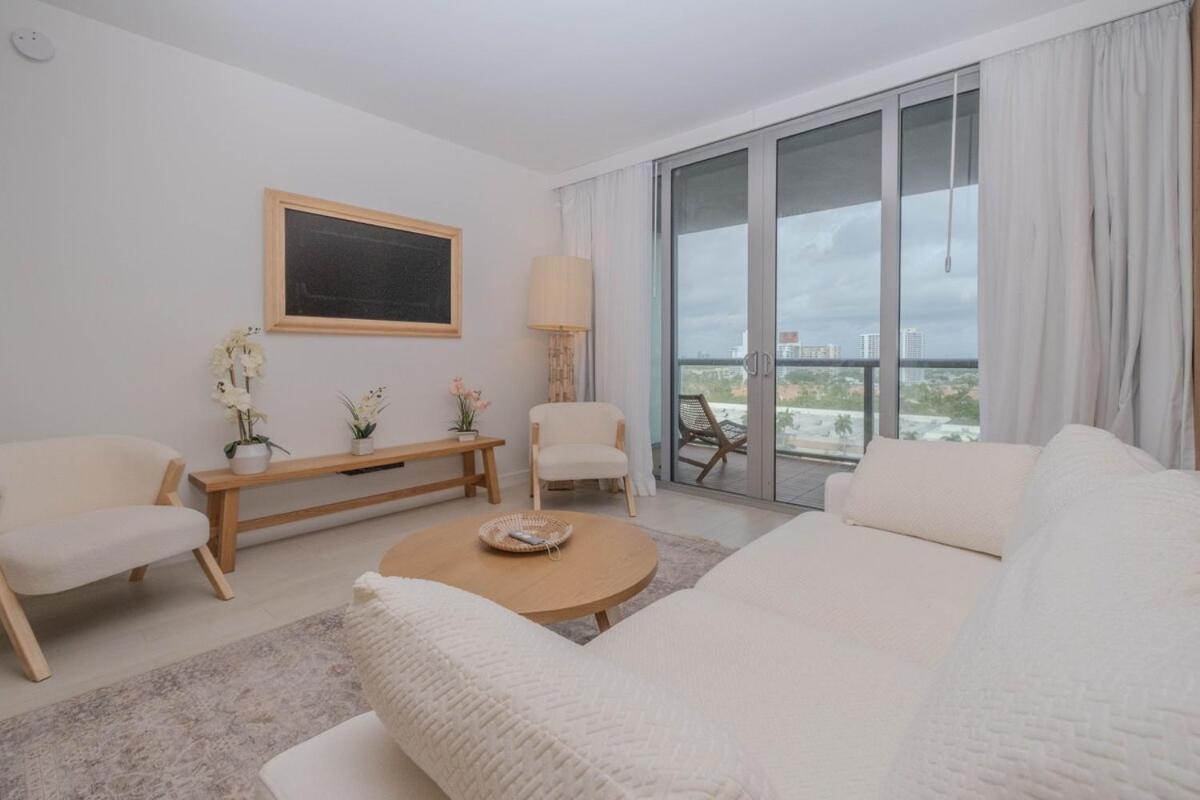 2B 2B Luxury Ocean Views Apt In Hallandale Beach Appartement Buitenkant foto